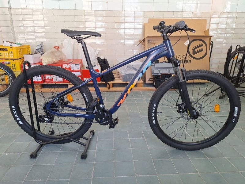 Prodám nové horské kolo Kona Lanai 27,5" velikost rámu M