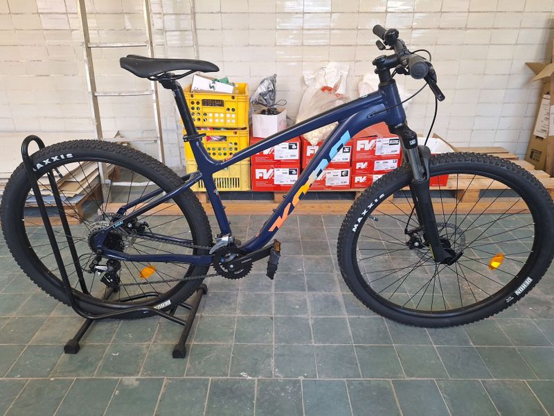 Prodám nové horské kolo Kona Lanai 29" velikost rámu L