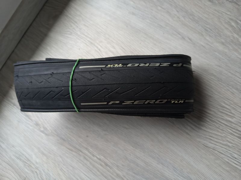 Pirelli P ZERO road TLR 700x28