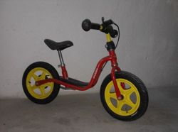 Odrážedlo pro malou bikerku nebo malého bikera