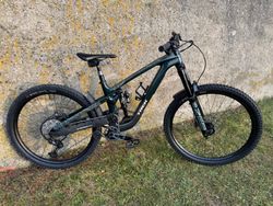 Trek Slash 9.8 velikost M, generace 6