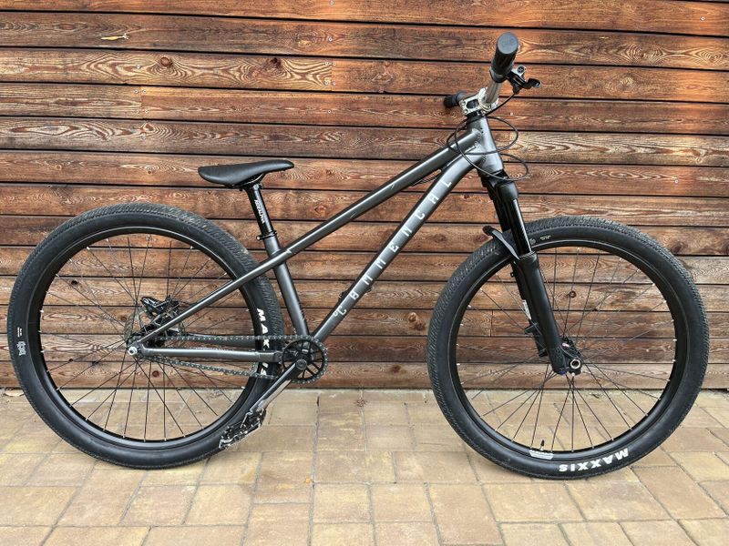 Commencal Absolut velikost “S”