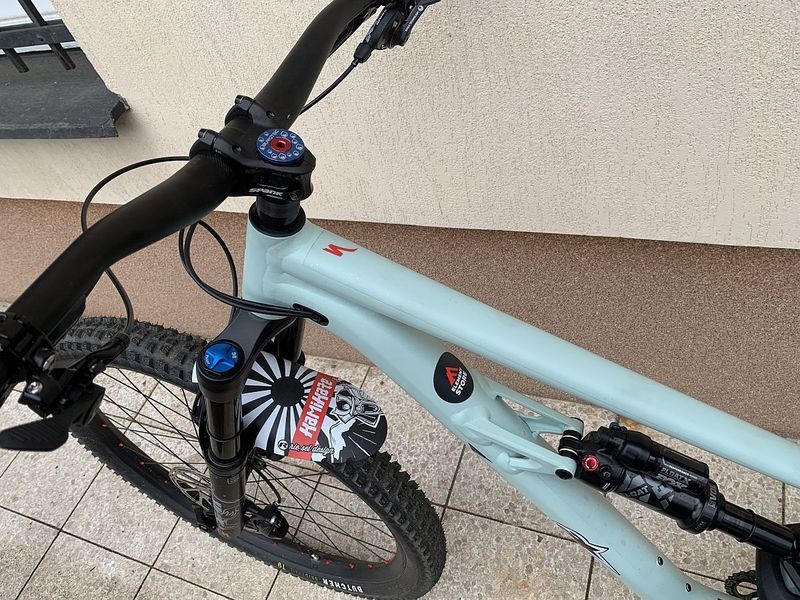 Prodám Specialized Status 160 vel.M