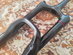 Vidlice Rock Shox 35 Gold, zdvih 160 mm, osa 15*110 (boost), Debon air, tapered sloupek