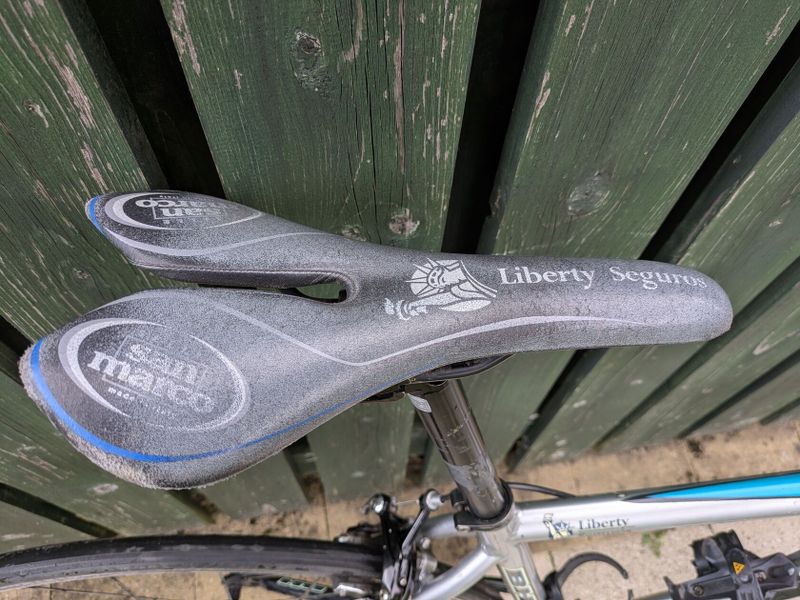 Silniční kolo BH Liberty Seguros Team
