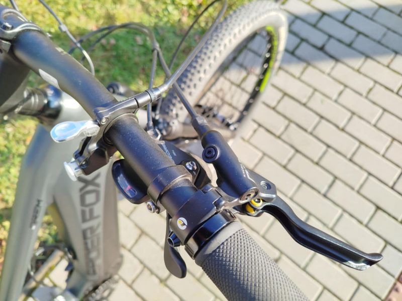 eMTB Leader Fox OREM 2022, motor Panasonic, baterie 720Wh, najeto pouze 4116km