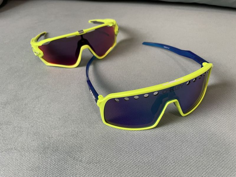 Oakley 
