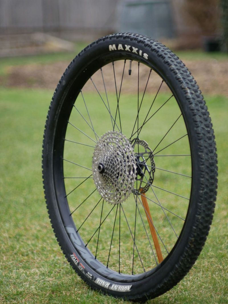 Zapletené MTB kola Raceface 29"