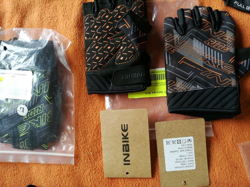nové cyklistické rukavice,cyklorukavice vel.s,m,l,xl a další věci na kolo