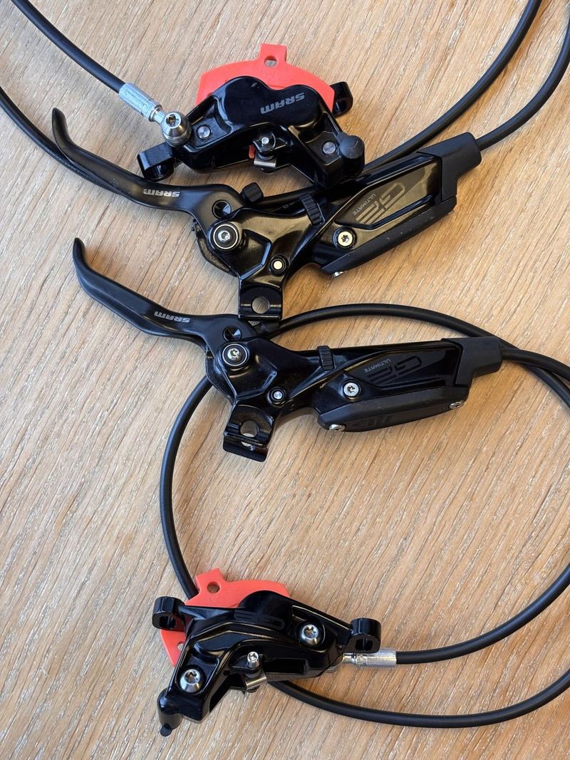 4-pistove brzdy Sram G2 ULTIMATE Carbon