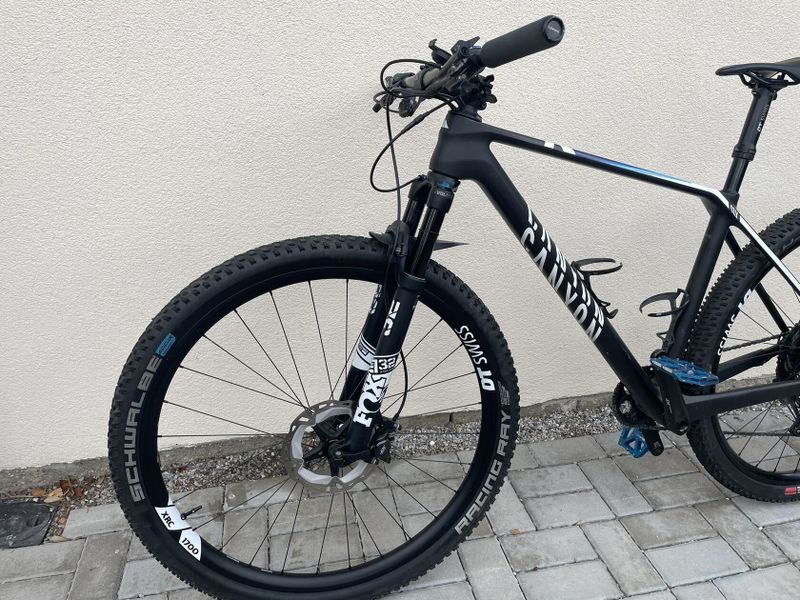 Canyon Exceed CF SLX 8