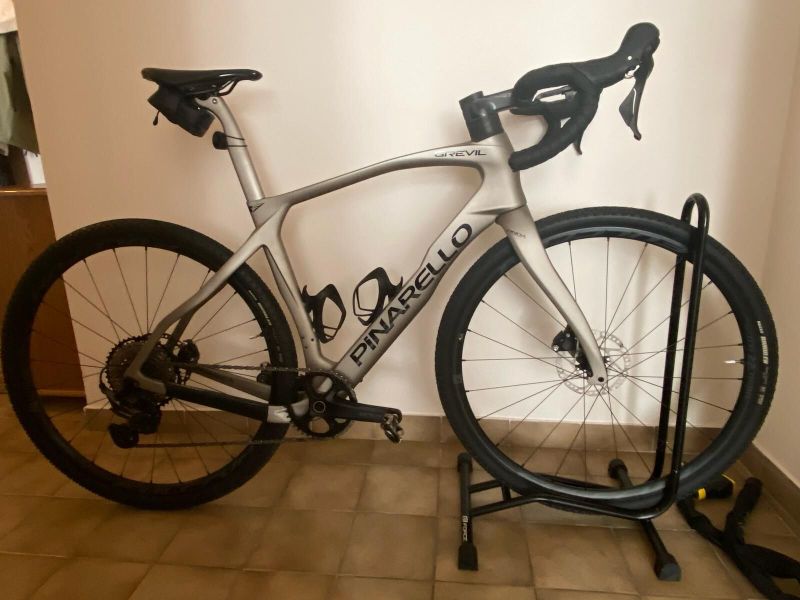 Pinarello Grevil, skoro nové