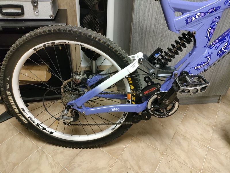 Specialized DH