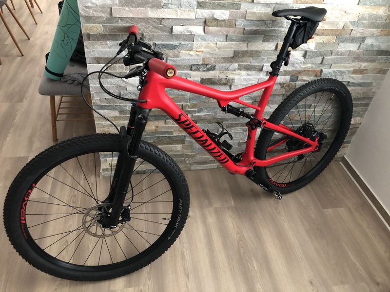 Specialized Epic Comp Carbon, vel. XL