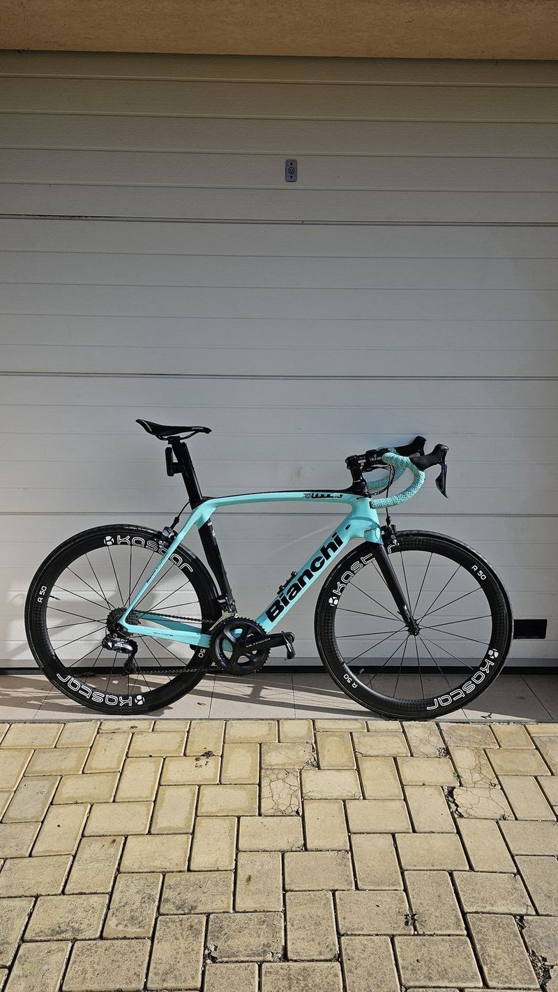Bianchi Oltre Xr3 vel.57/L, Shimano Ultegra Di2