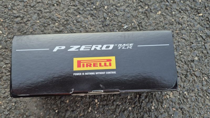 Pirelli P Zero race TLR 30mm