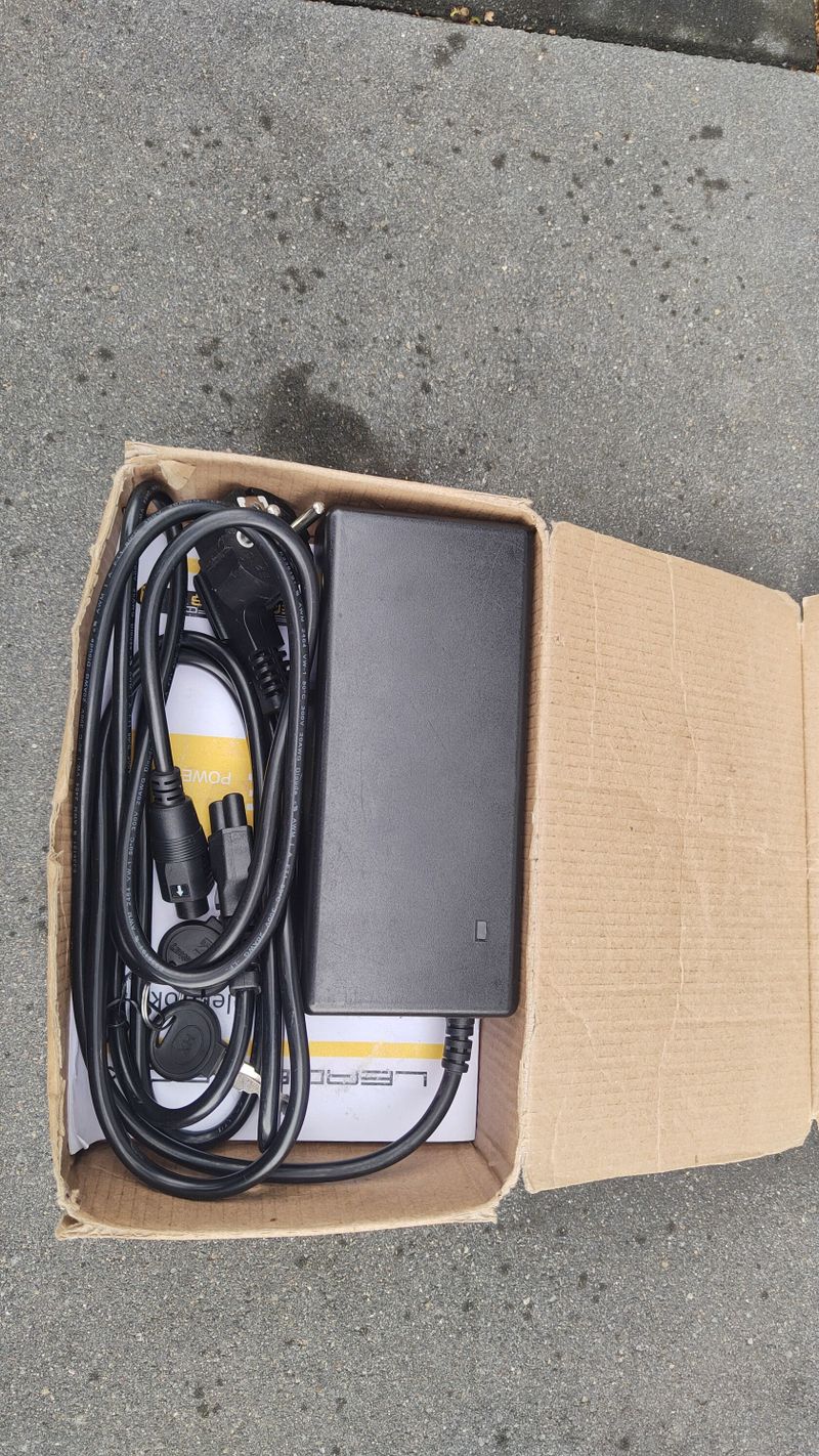 Elektro kolo LEADER FOX