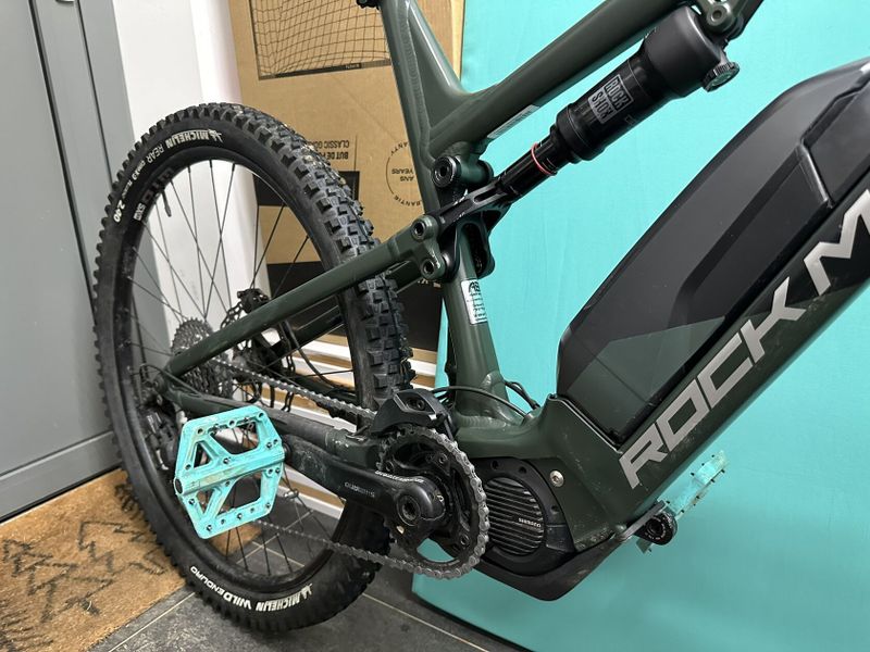 Rock Machine BLIZZARD e30-29, UPGRADE brzdy SRAM DB8, 2x kotouče GALFER 203mm, platformy