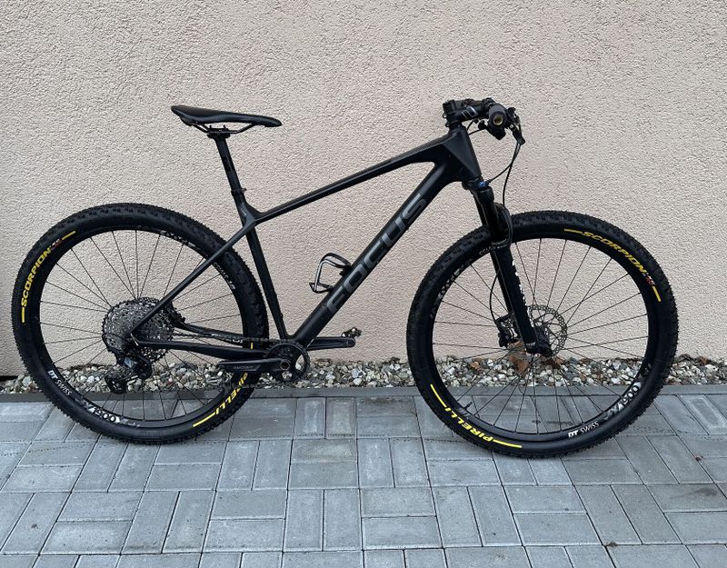 FOCUS RAVEN 8.7 “L”, “29”, CARBON