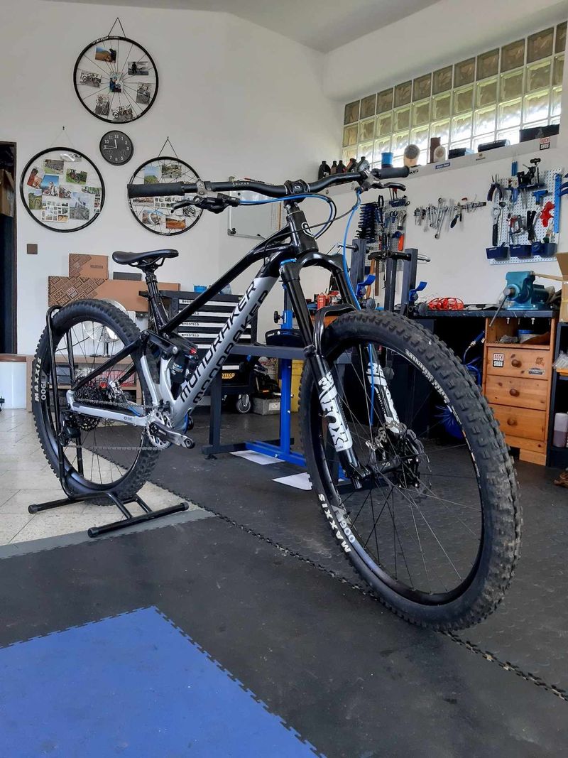 Mondraker Foxy 29" 2022 velikost M