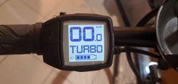 Krásné městské elekrokolo Cube, cca 500km najeto, baterka jak nová. 