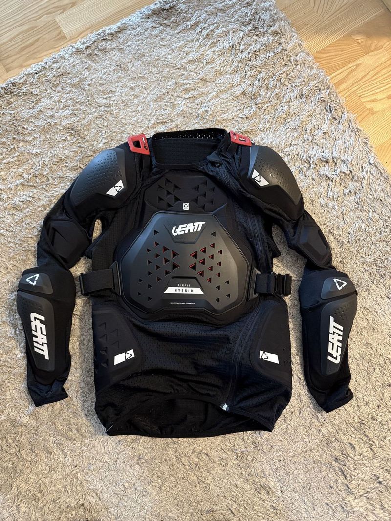 Leatt body Protector 3DF AirFit Hybrid