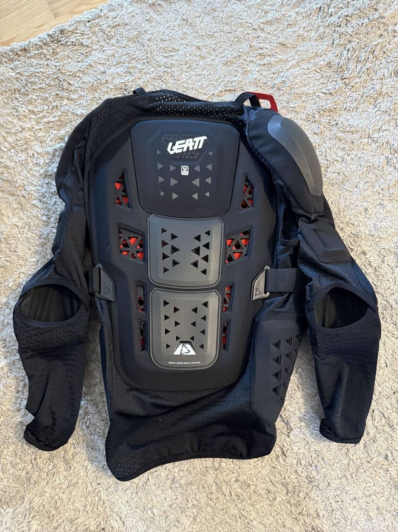 Leatt body Protector 3DF AirFit Hybrid