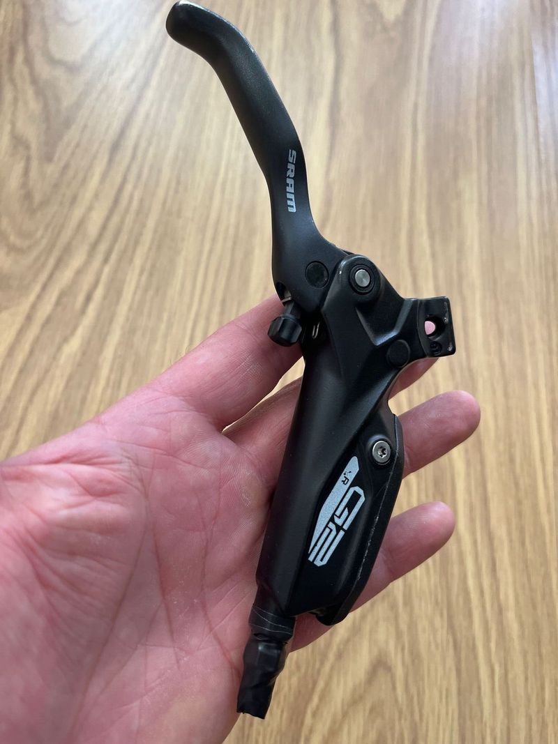 Brzdy SRAM G2 R