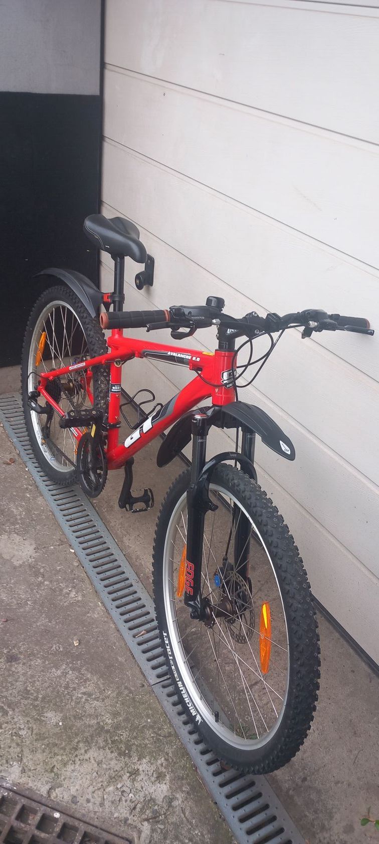 Horské kolo GT AVALANCHE 2.0
