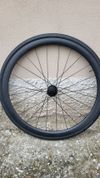 Karbonová plášťová kola ARC 8 + Zipp