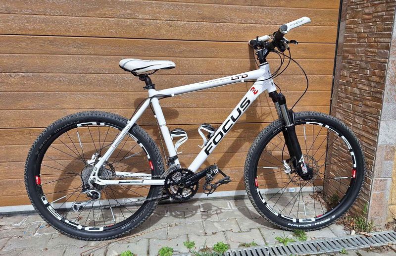 Horské kolo Focus Black Rider LTD