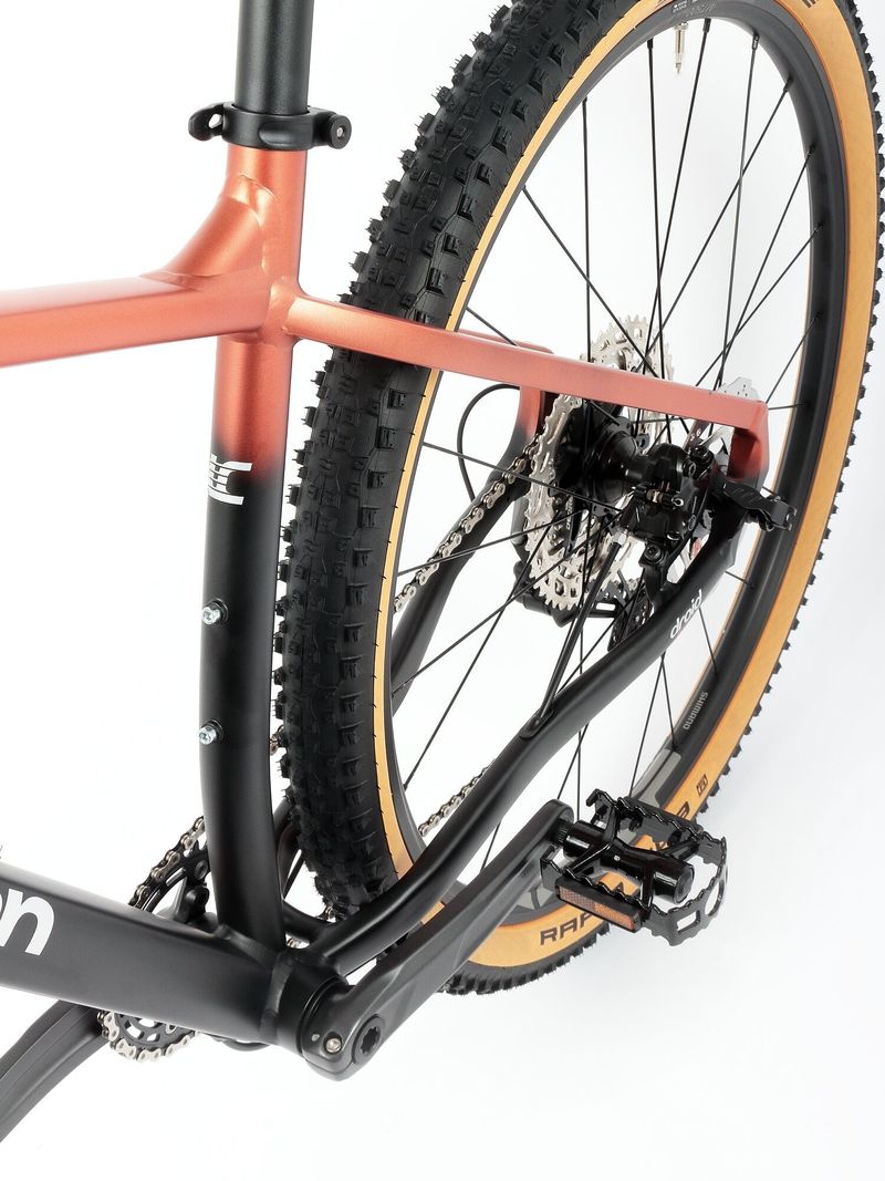 Nové kolo MTB 29" Lee Cougan Droid SHIMANO Deore 1x12 měděná-černá matná - vel. XS, S a M