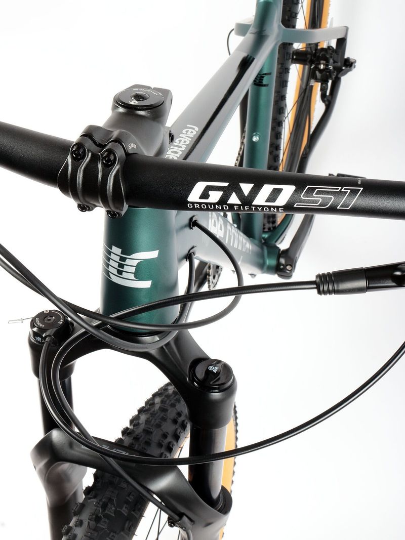 Nové kolo MTB 29" Lee Cougan Revenge SHIMANO Deore 1x12 zelená-černá matná - vel. S a M
