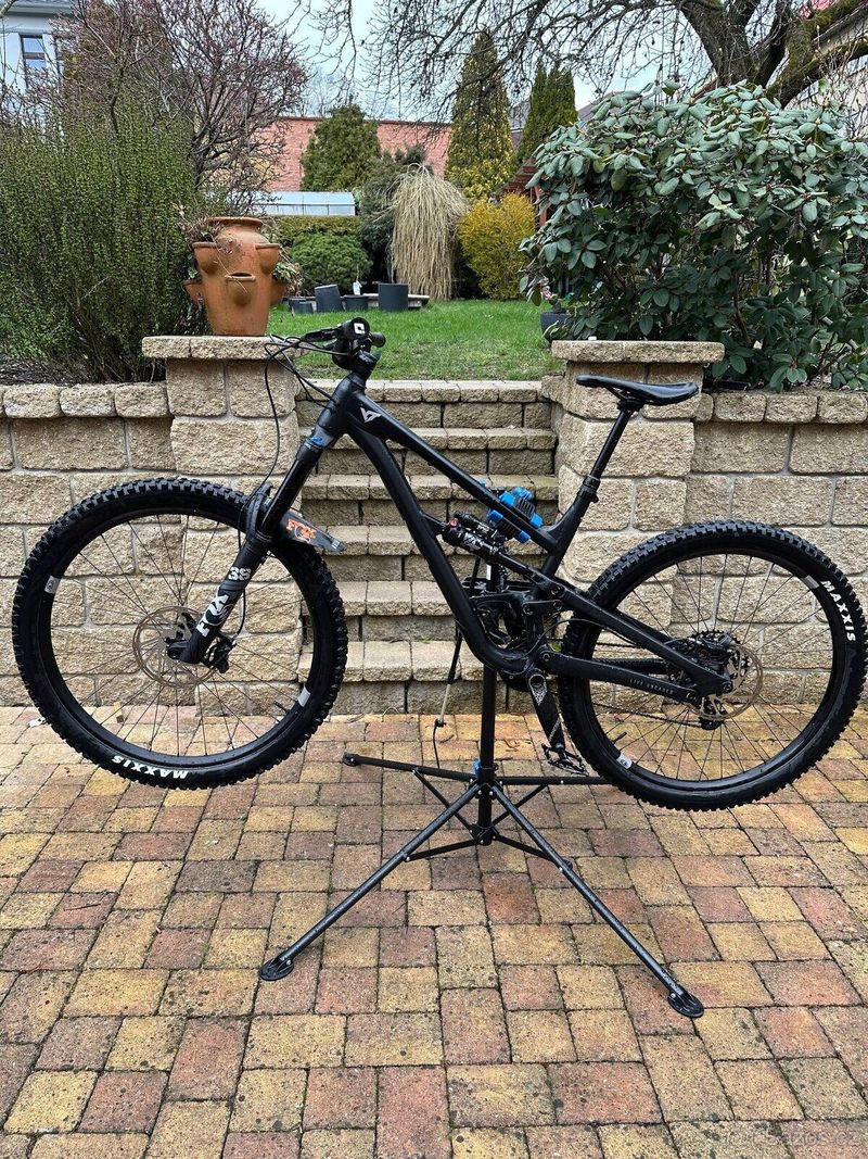 YT CAPRA CORE 2 2023 29