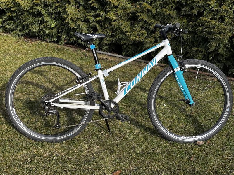 Lehké dívčí kolo Conway 26” Shimano 1x9