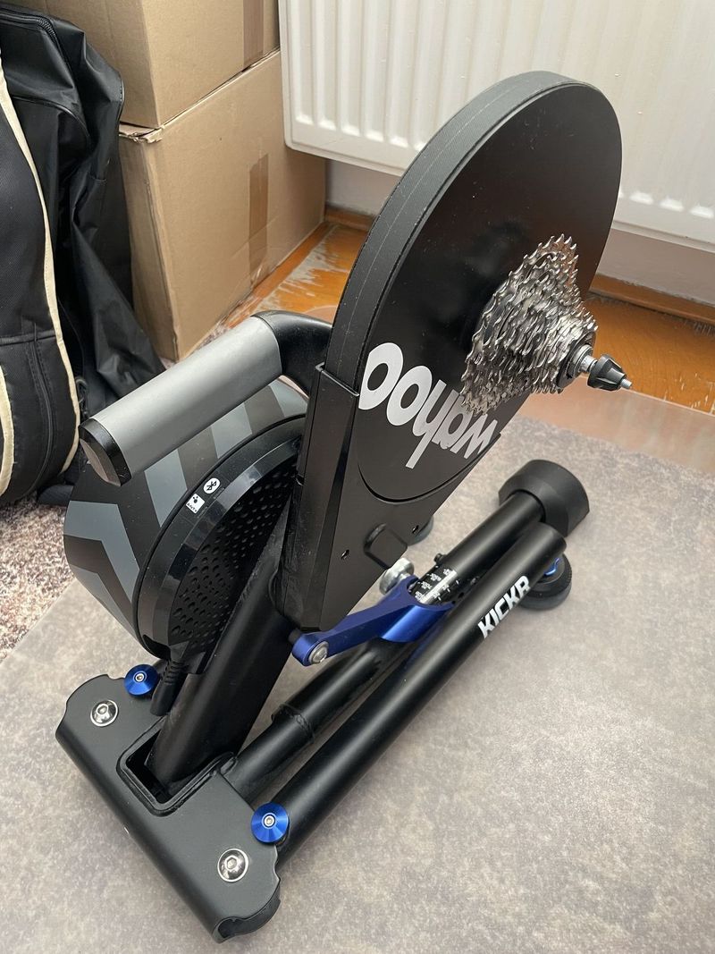 Trenažer Wahoo Kickr Axis