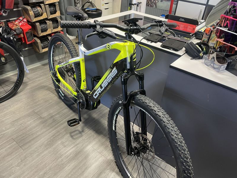 Crussis E-Largo 8.6 S, 630Wh vel. 20"