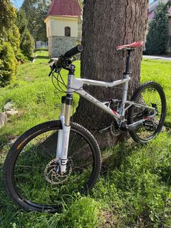GT Marathon 3.0 celoodpružené kolo vel. L (170-185 cm)