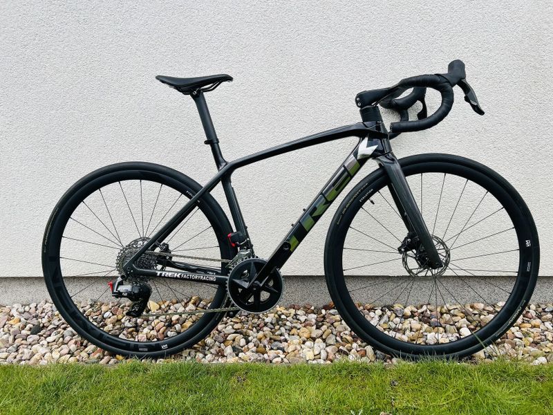 Rezervace - Trek Émonda SL 6 eTAP (vel. 50)