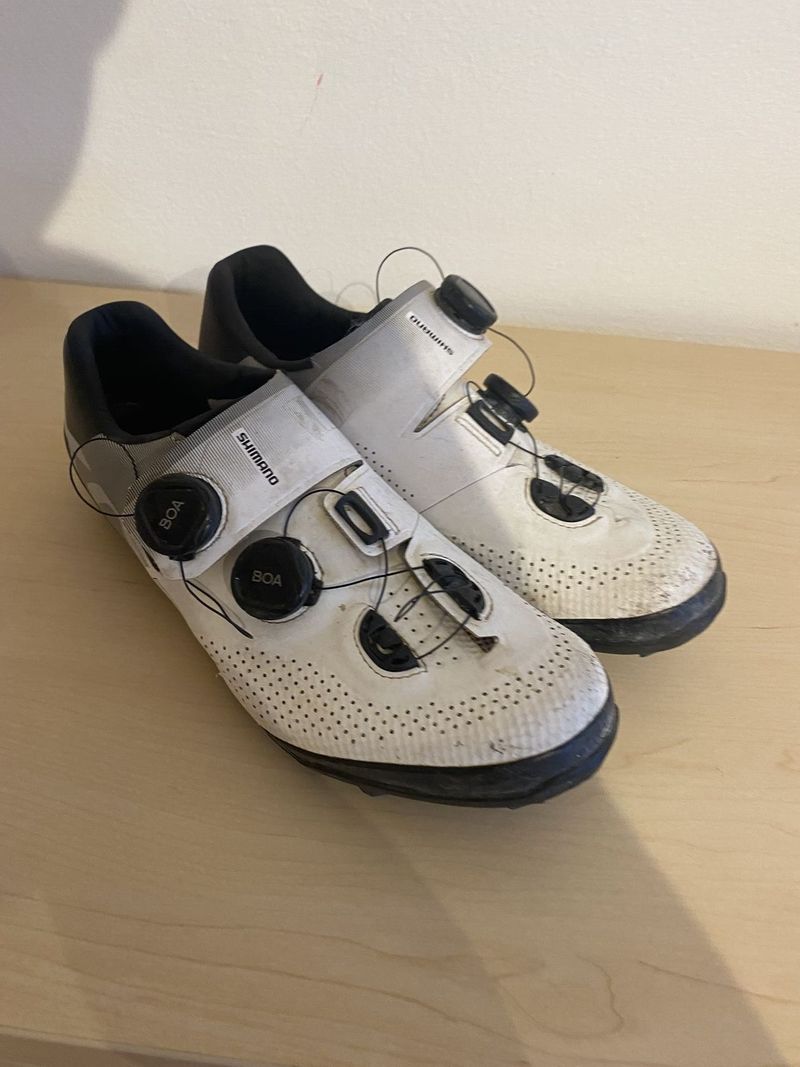 Karbonové xc tretry shimano - vel.42.5 