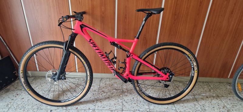 Prodej Specialized Epic comp carbon 2018