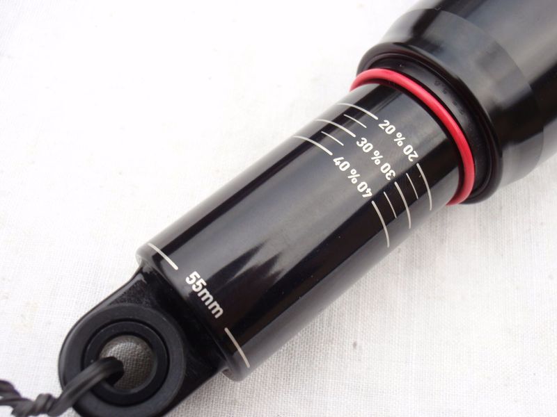 Akce! Nový tlumič Rock Shox Deluxe Select 185x55mm Trunnion