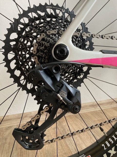 CANYON Exceed CF 7, Racing Team, velikost L