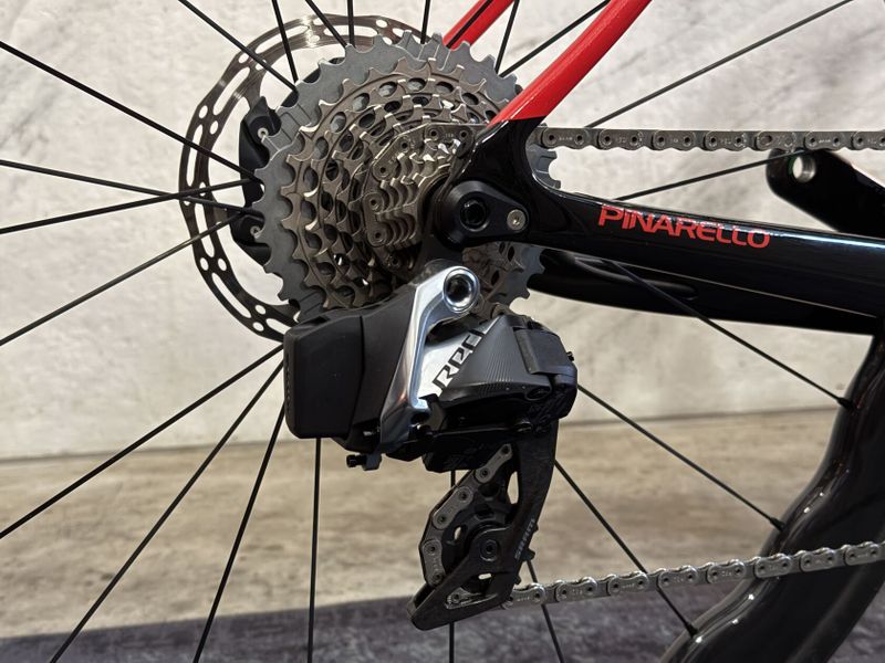 Pinarello X-Series (sram Red axs)