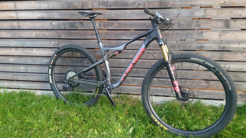 Orbea OIZ M-PRO TR, velikost L - SKVĚLÝ STAV!!!
