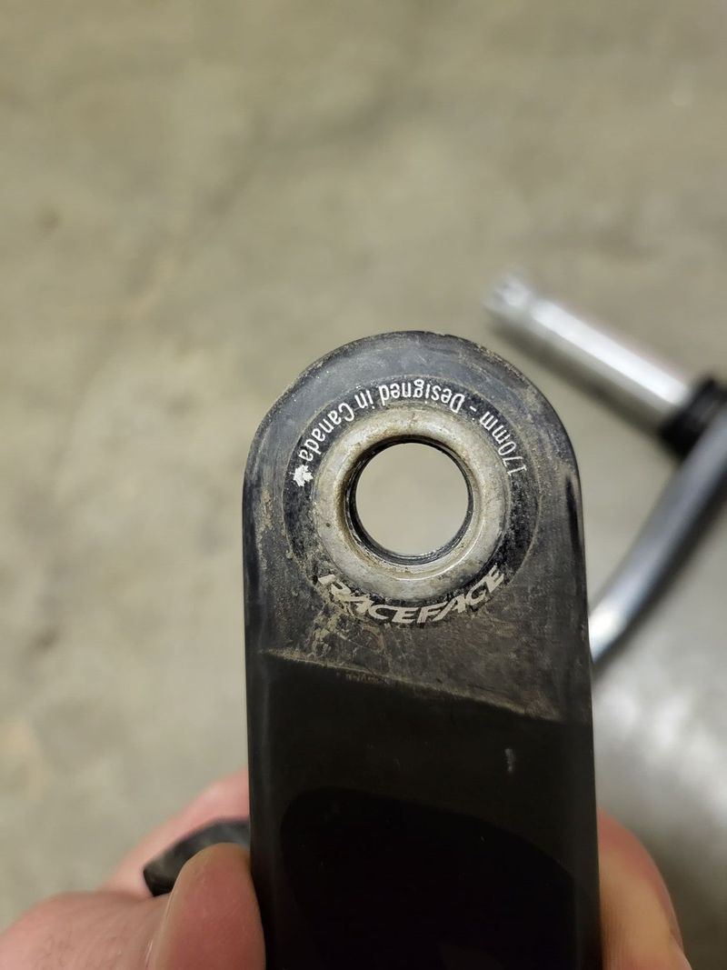 Ultralehké karbonové kliky RaceFace NEXT SL G5 170 mm