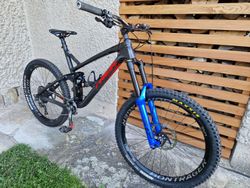 Enduro kolo Trek Slash 9.9, 27,5“, XL, zdvihy 180/160 mm.