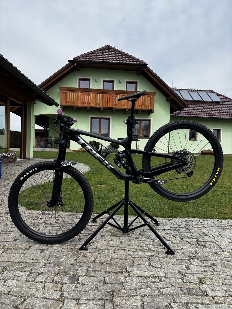 Trek slash 9.7 M/L