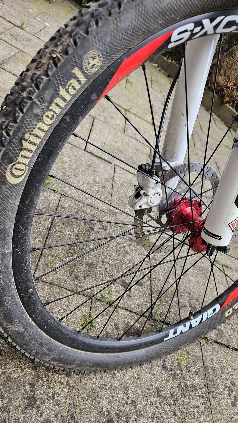 Celoodpružené horské kolo GIANT Trance X – výborný stav, při rychlém jednání sleva