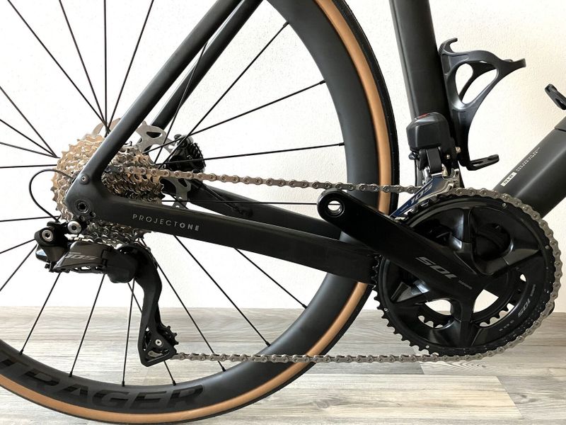 Trek Domane SLR 6 Gen 4, velikost 54